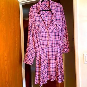 Free People Shirt Dress, Size Large.  New w/o price tag but with tag and button